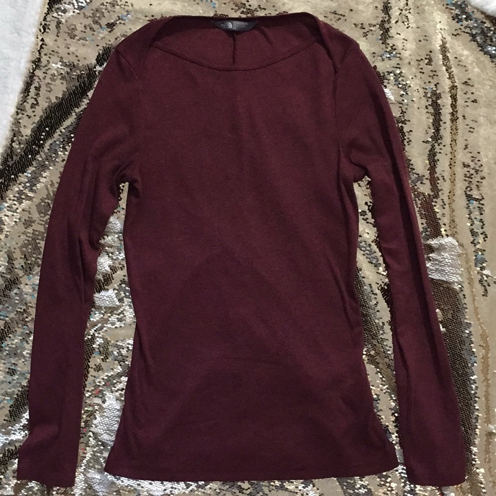 ❌SOLD❌Women's North Face top